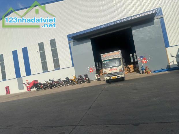 Cần cho thuê 5400m2 mới xây dựng trong KCN Thuận Thành Bắc Ninh đầy đủ PCCC, giấy tờ đầy đ - 1