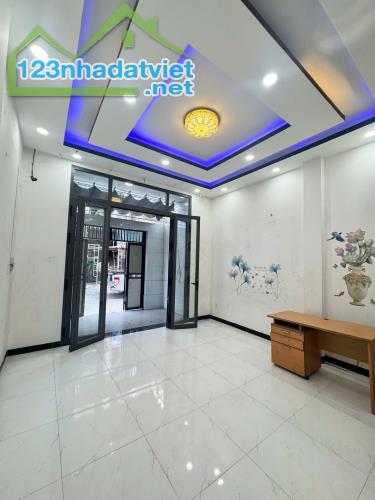 QUẬN 2/Q9] - nhà Nguyễn Duy Trinh - 4.3tỷ - 4 phòng ngủ, 4wc - 2
