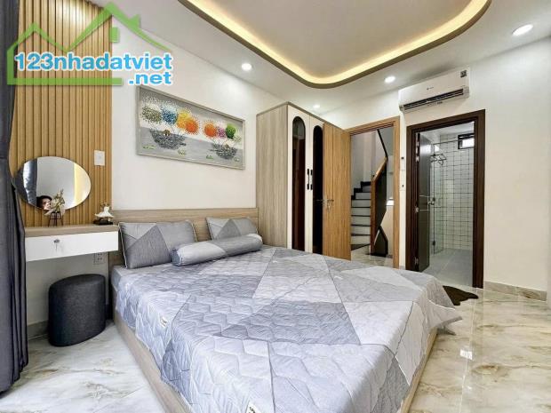 Nhà Lê Hồng Phong, Phường 1, Quận 10, DT47m2, Giá chỉ 6.7 tỷ TL LH 834399266