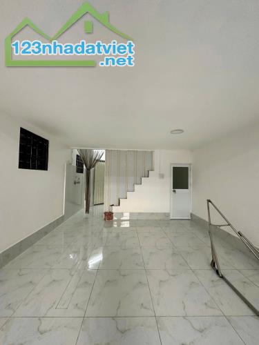 Hẻm xe hơi 6M Lê Trọng Tấn ngay ĐH Công Thương - 54m2 - Kết cấu sẵn - Chỉ 5 tỷ 25 - 1