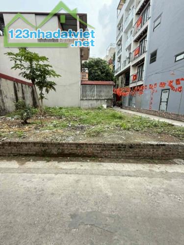 BÁN GẤP ĐẤT NGỌC THỤY – LONG BIÊN, 51M MT 4M, SÁT PHỐ, Ô TÔ VÀO ĐẤT. GIÁ 9.9 TỶ