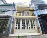Bán nhà Quận 5, Hẻm sạch sẽ 2 Tầng còn mới vào ở ngay, BÁN GẤP