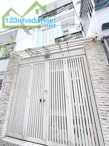 Bán nhà 2 lầu 50m2 gần chợ Phạm Thế Hiển  TTTM Parc Mall Quận 8