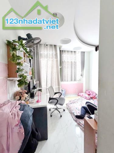 Bán nhà 2 lầu 50m2 gần chợ Phạm Thế Hiển  TTTM Parc Mall Quận 8 - 5