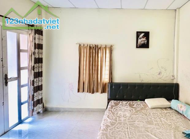 Nhà đẹp 2 Tầng, Sổ NỞ HẬU RẤT ĐẸP  gần 5m, thành thái quận 10 - 1