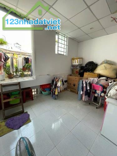 Bán lô góc 2 mặt tiền hẻm Lê Thiệt Tân Phú - KD nhỏ - dtsd 84m2 - 3 tầng - nhỉnh 3 tỷ - 2
