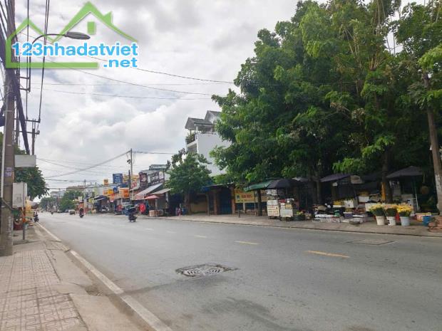 Mặt tiền Đường 197, Tân Phú – Dt 250m² (7.4 x 34) x 4 tầng – Có thang máy - 4