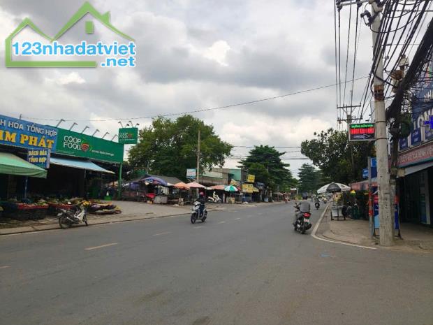 Mặt tiền Đường 197, Tân Phú – Dt 250m² (7.4 x 34) x 4 tầng – Có thang máy - 5