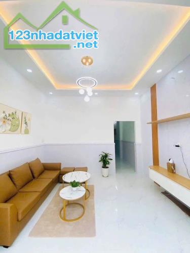 SÁT LÊ THÚC HOẠCH TÂN PHÚ 4 X 12,  💸 💸 Chỉ 4.28🧄, còn TL xíu [ncxns] - 2