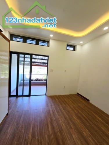 💥💥 NHÀ PHỐ 2 TẦNG 50 M² - VUÔNG A 4 - NGANG 4.2 M - 3 PHÒNG NGỦ 📝 HOÀN CÔNG ĐỦ - 2