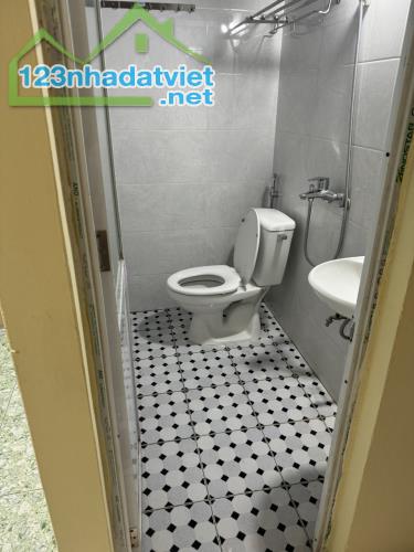 Cho thuê nhà 2 tầng Bạch Mai, gần các đại học Bách- Kinh- Xây - 3