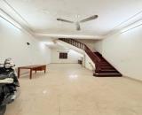 CẦN BÁN CĂN NHÀ PHÂN LÔ KHUẤT DUY TIẾN, 60M2 X 5 TẦNG TỰ XÂY, Ô TÔ QUA NHÀ, CÁCH PHỐ 20M