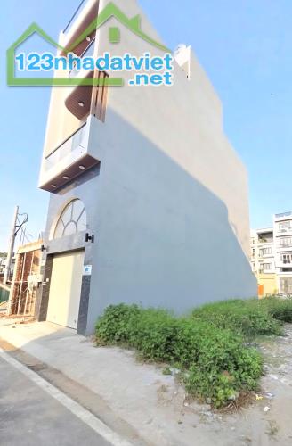 BÁN ĐẤT ĐẸP SÁT HUƠ.G LỘ 2 NỐI DÀI - ĐƯỜNG XE TẢI - ( 4X18M ) - 1