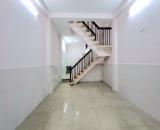 Bán gấp nhà hẻm ô tô nguyễn hồng đào, 32m2, khu VIP Tân Bình, đủ tiện ích, chỉ 5.x tỷ, TL