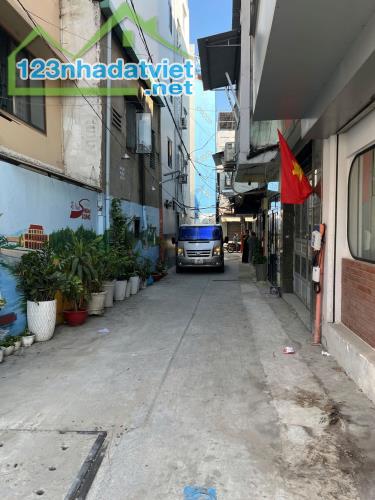 Nhà 31m*3 tầng, ngay Trường Sa sát MT, mới đẹp ở ngay chỉ 6 tỷ - 2