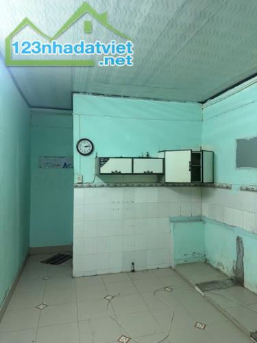 Hạ 200 triệu. Giá cũ 4tỷ6. Giá mới 4tỷ4. Bán nhà mặt tiền đường Tản Đà DT73m2 - 2