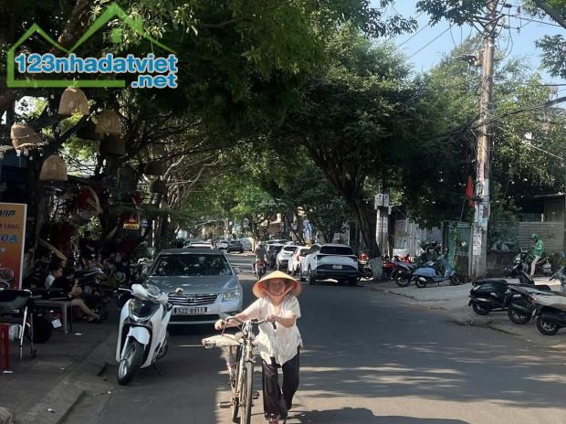góc 2 mặt tiền kinh doanh trung tâm BMT đường Thăng Long