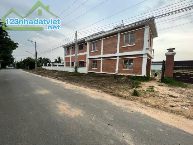 Cần Bán 6.000m2 Đất SKC Xây Kho Xưởng Tại Bến Cát Bình Dương - 1