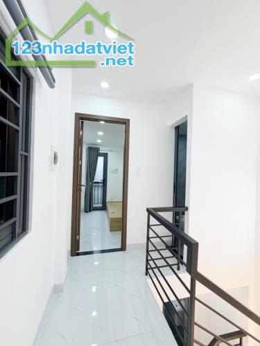 HÒA BÌNH SÁT ĐẦN SEN, HẺM NHỰA 8m, NỞ HẬU TÀI LỘC, GIÁP Q10, 11. NHỈNH 4🧄 TL, [41]