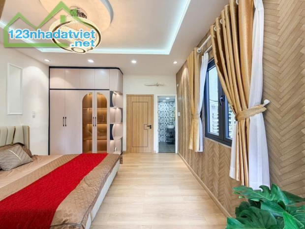 4 TẦNG NỘI THẤT SANG TRỌNG - CHỈ 5 TỶ KHU VIP PHÂN LÔ HIỆP PHÚ - 4