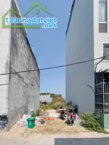 ĐẤT NỀN BÌNH TÂN ĐƯỜNG SỐ 6 - HẺM XE TẢI 6M ĐƯỢC XÂY 5 TẦNG- 50M2 (5x10) SHR. CHỈ 3 TỶ XÍU