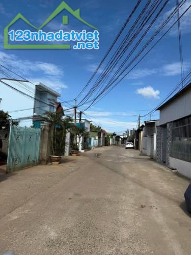 1 lô duy nhất trung tâm của trung tâm BMT hẻm 67 Thăng Long