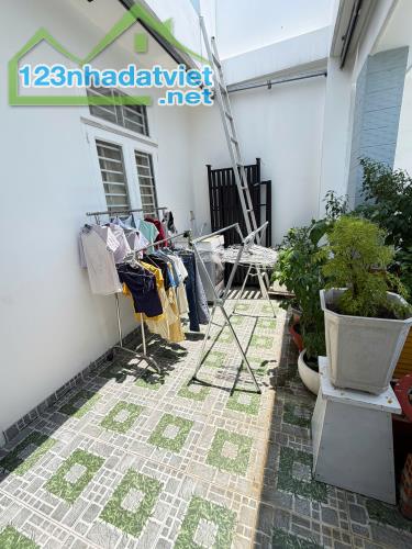 CHO THUÊ PHÒNG FULL NỘI THẤT 35M² – QUỐC LỘ 13, THỦ ĐỨC – ĐỐI DIỆN ĐH LUẬT