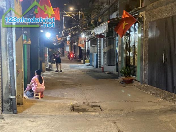 NHÀ ĐẸP QUẬN 8 - NGUYỄN VĂN CỪ - Hẻm xe tải. 65m2. Chỉ 7 tỷ