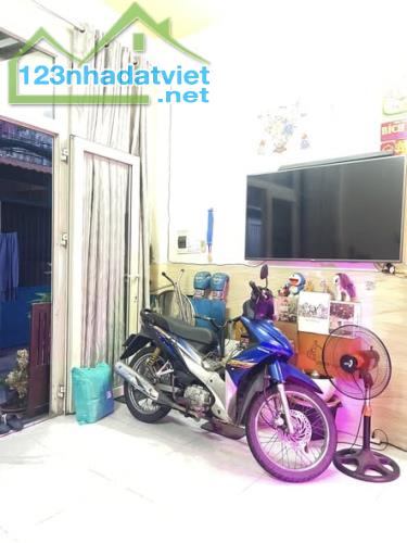 Siêu hiếm, nhà Khánh Hội, Phường 3, Quận 4, 4 tầng, 6 Phòng, Ba gác thông, chỉ 6,5 tỷ. - 1