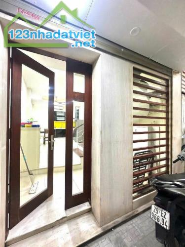 Bán nhà 7 tầng phố 8-3 , diện tích 100m2, giá 27 tỷ - 5