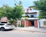 Siêu phẩm 3 tầng mới đẹp full nội thất Hoà Xuân . DT:100m , ngang 5m
