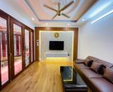 Cần bán nhà Gia Lâm 2 bước ra ô tô tránh