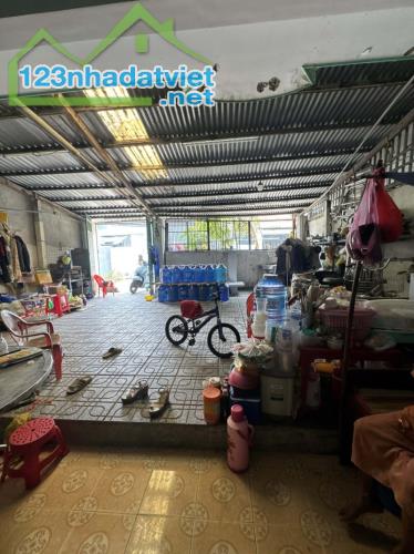 Bán nhà HXH thông Trần Thị Bốc, Thới Tam Thôn , DTx 204 m2  .Giá chỉ 5.3 tỷ (TL)