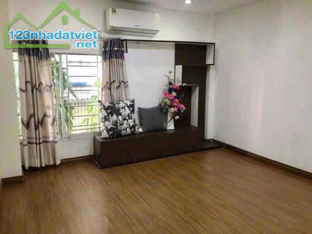 HẺM XE HƠI - TRUNG TÂM GÒ VẤP - 3 PHÒNG NGỦ - 2