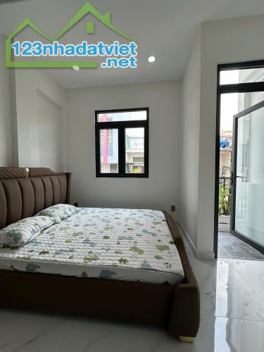 Bán nhà mặt t.i.ề.n đường số P.1 Q.8 - 5