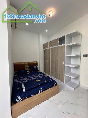 Bán nhà mặt t.i.ề.n đường số P.1 Q.8 - 1
