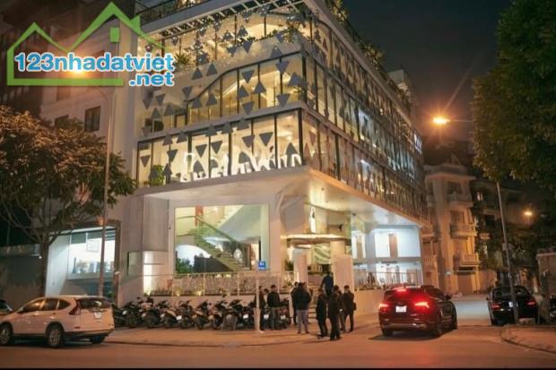 BÁN GẤP NHÀ MP LÂM HẠ 259M x 6T, MT 10M, VIEW HỒ, THANG MÁY, KINH DOANH, CHO THUÊ. 135 TỶ