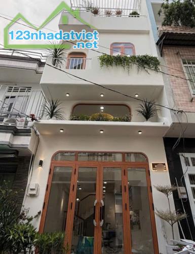 Nhà mới 3 tầng, ô tô đậu cửa, gần Celadon Tân Phú, 5.2 tỷ