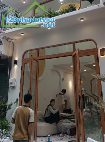 Nhà mới 3 tầng, ô tô đậu cửa, gần Celadon Tân Phú, 5.2 tỷ - 1