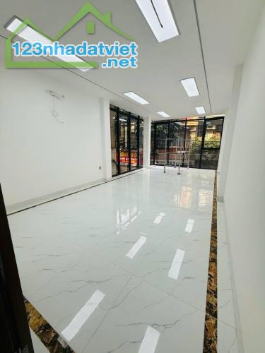 Thịnh Liệt, diện tích 45m, 6 tầng. MT 3.5m. Giá 18 tỷ Hoàng Mai - 1