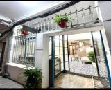 Cho thuê nhà ngõ ba gác phố Phan Chu Trinh Hoàn Kiếm 98m x 3 tầng, giá 19tr/tháng
