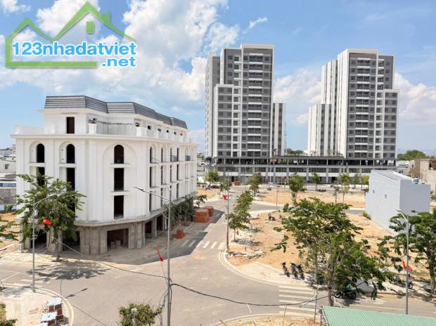 DUY NHẤT căn góc shophouse 5 tầng tại KĐT mới Phủ Hà - 5