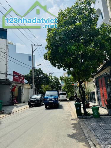 Bán nhà phố luxury Lê Văn Thọ Gò Vấp, 6 tầng, thang máy, gara ô tô, 15.8 tỷ TL