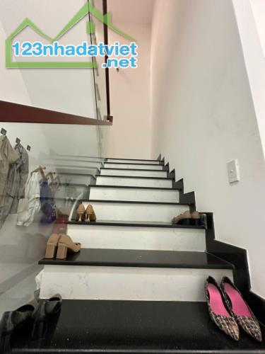 Nhà đẹp kiên cố ngay Công Viên lớn BMT gần ngã 6 gần mọi thứ luôn ạ - 5