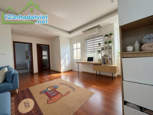 Cần Bán Gấp Chung Cư Thạch Bàn Long Biên 72m2, Giá 4,8 Tỷ – Full Nội Thất - 3