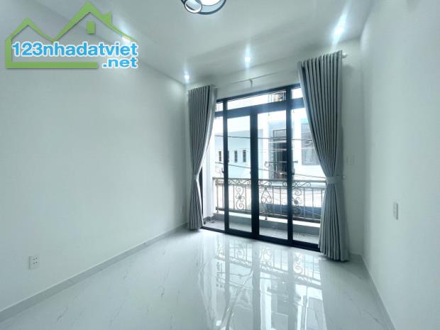 NHÀ MỚI PHÚ THỌ HÒA TÂN PHÚ - 25M2 2 TẦNG 2PN 2WC CHỈ 3.65 TỶ - 4