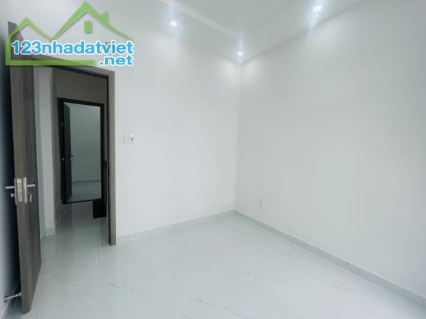 NHÀ MỚI PHÚ THỌ HÒA TÂN PHÚ - 25M2 2 TẦNG 2PN 2WC CHỈ 3.65 TỶ - 5