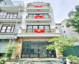 BÁN NHÀ LIỀN KỀ ĐỖ QUANG_ĐỐI DIỆN CÔNG VIÊN_5 TẦNG THANG MÁY ĐẸP_GIÁ HƠN 22 TỶ
