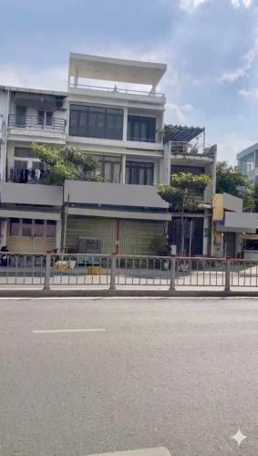 GÒ VẤP, NHÀ 4 TẦNG MẶT TIỀN DƯƠNG QUẢNG HÀM DT 7.2x16m
