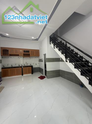 NGUYỄN TRỌNG TRÍ GIÁP AEON BÌNH TÂN 25M2 2 TẦNG SHR CHỈ 2.95 TỶ - 1